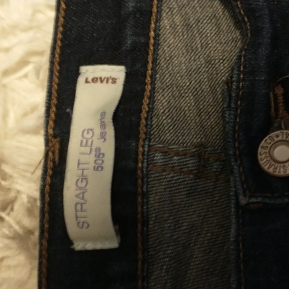 Levi woman's size 16 dark wash straight leg 505 jeans - Picture 2 of 10